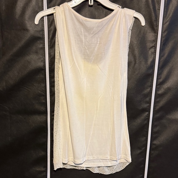 Cynthia Rowley Cream Sleeveless Blouse with Swiss Dot Detail - Picture 4 of 4